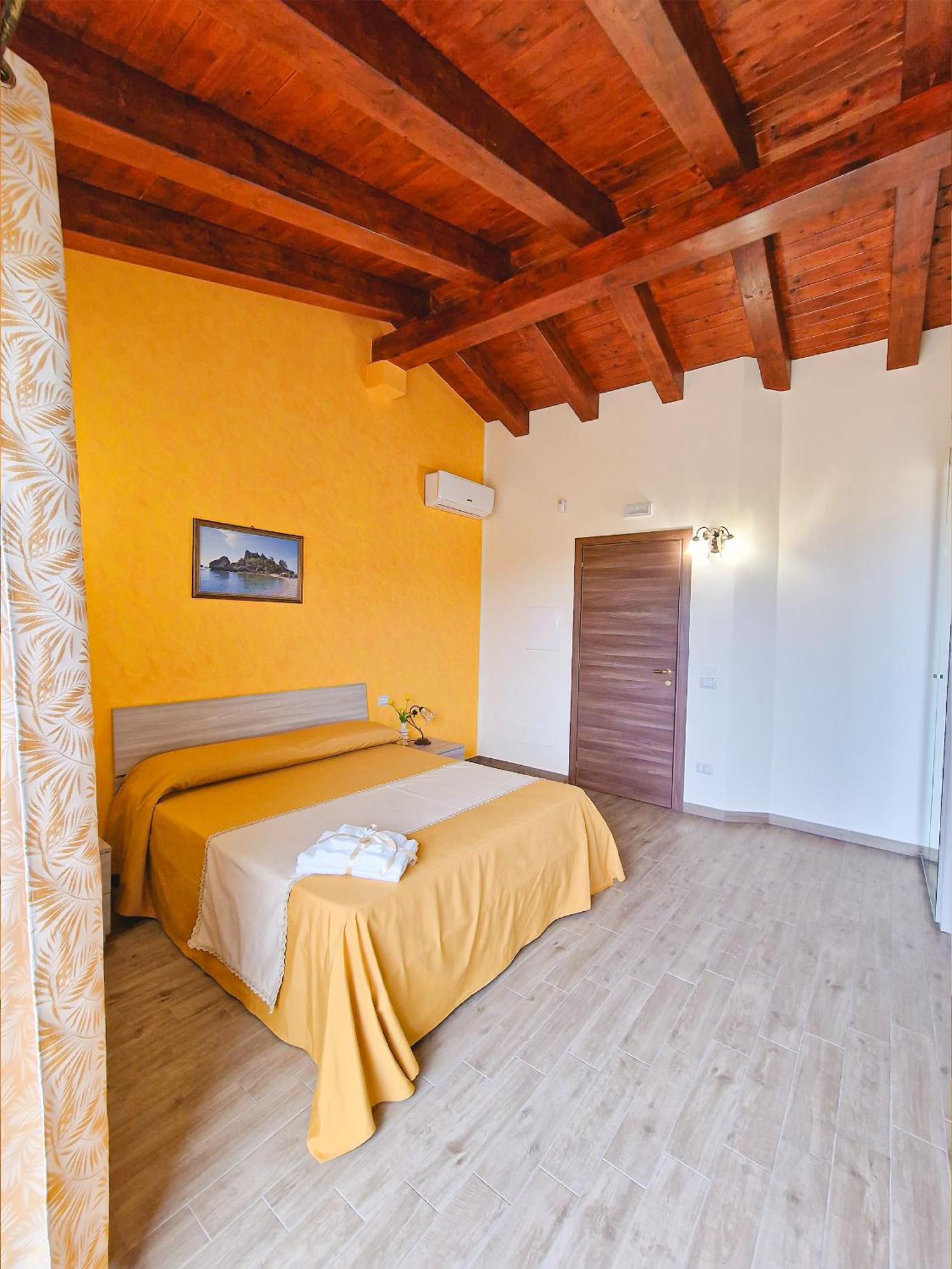 Agriturismo Bella Vista - Da Carmelo Santa Teresa Di Riva Zimmer foto
